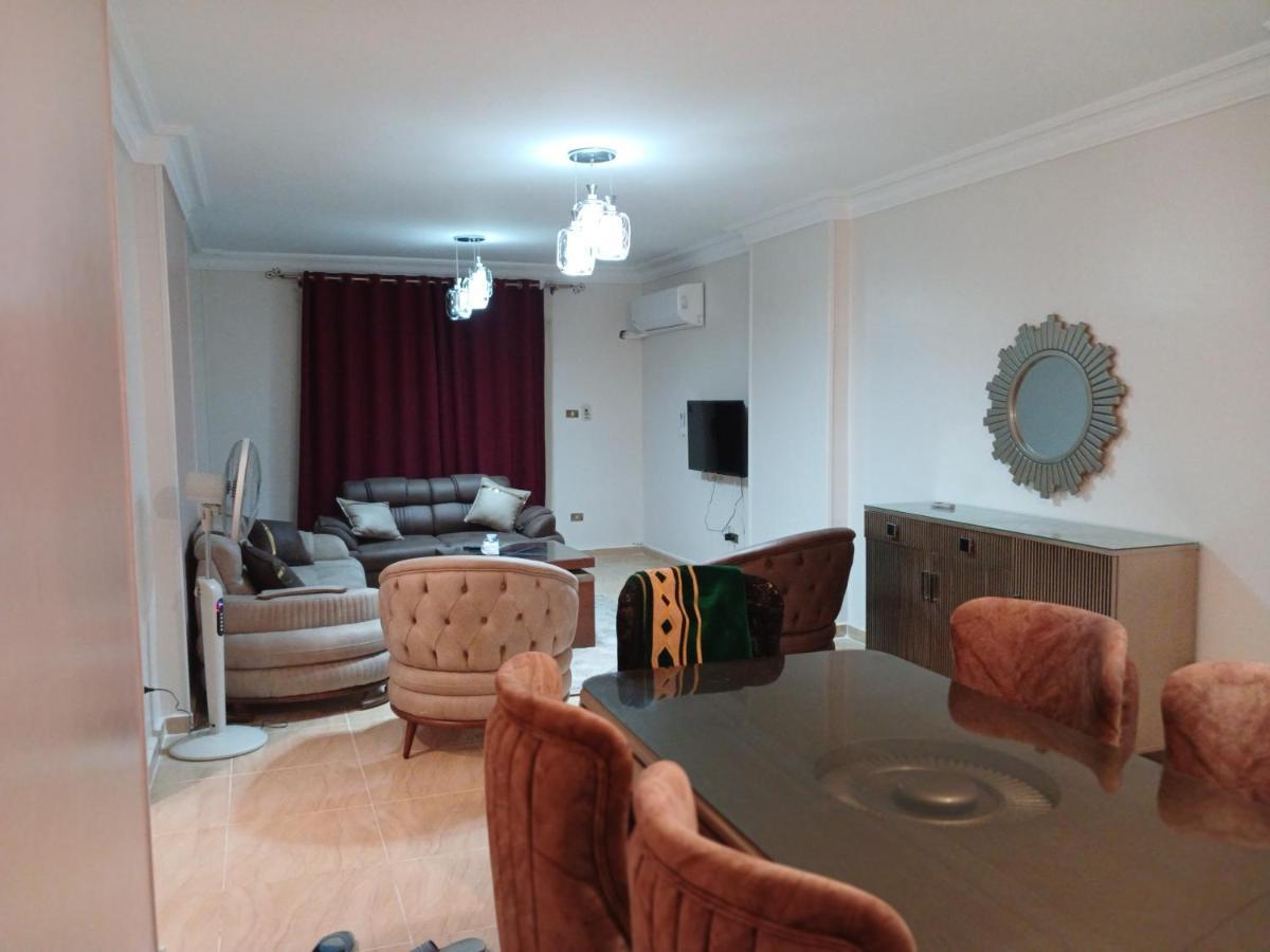 Ferienwohnung كمبوند سيتي تاورز البوشي Kairo Exterior foto